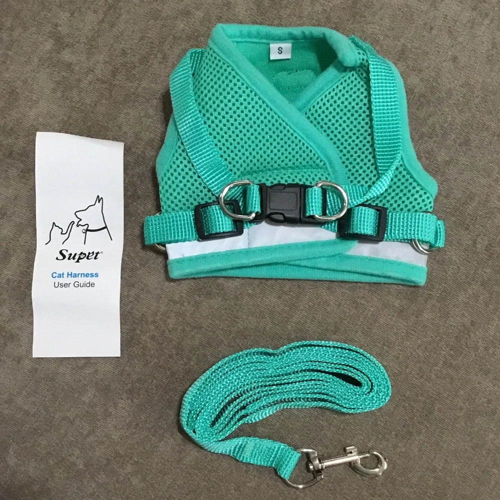 Supet turquoise step in cat harness & leash, NIB.